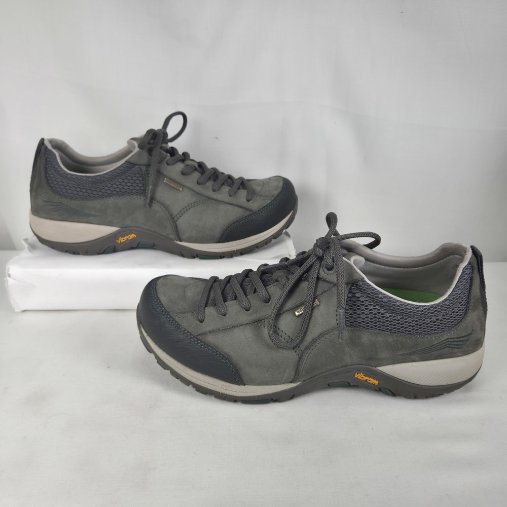 Dansko Paisley Size 40 (8.5-9 US) Moss Suede Waterproof Vibram Soles Womens Shoe